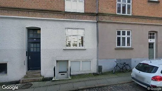 Boligudlejningsejendomme til salg i Århus N - Foto fra Google Street View