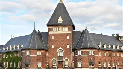Stort kontorlejemål i det smukke Toldkammer