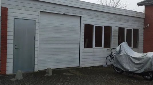 Lagerlokaler til leje i Højbjerg - billede 1