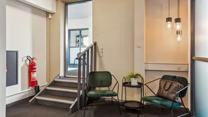 Ingen binding, kontor til 3.700 kr.