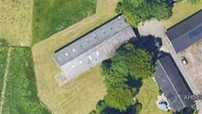 Lager/webshop med mulighed for etablering af kontorpladser